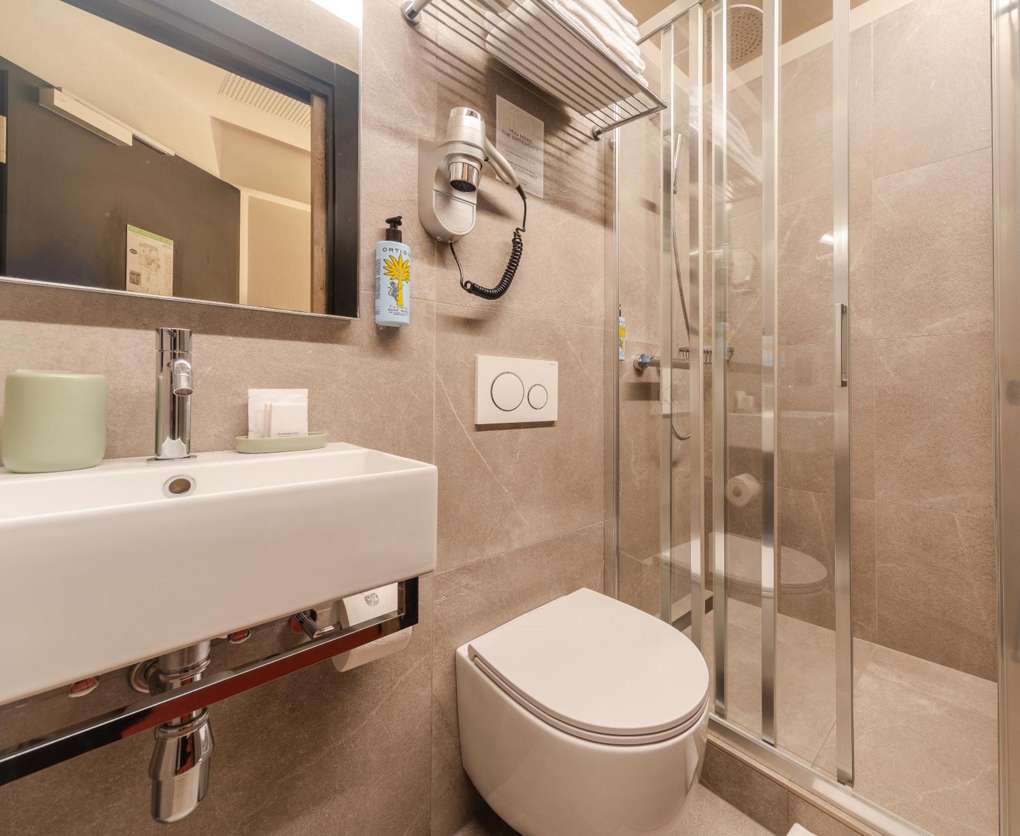 Bristol Premium Hotel